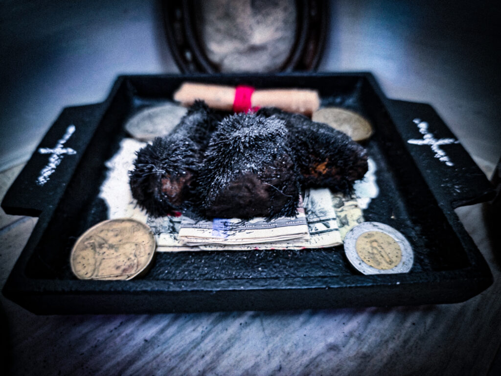 Attracting Money with a Lodestone